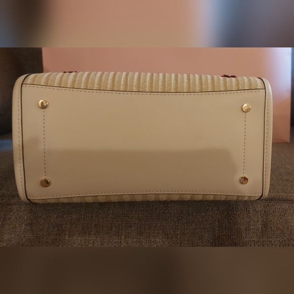 Kate Spade Ella Dottie Ladybug π Small Straw Tote Crossbody - Picture 4 of 9